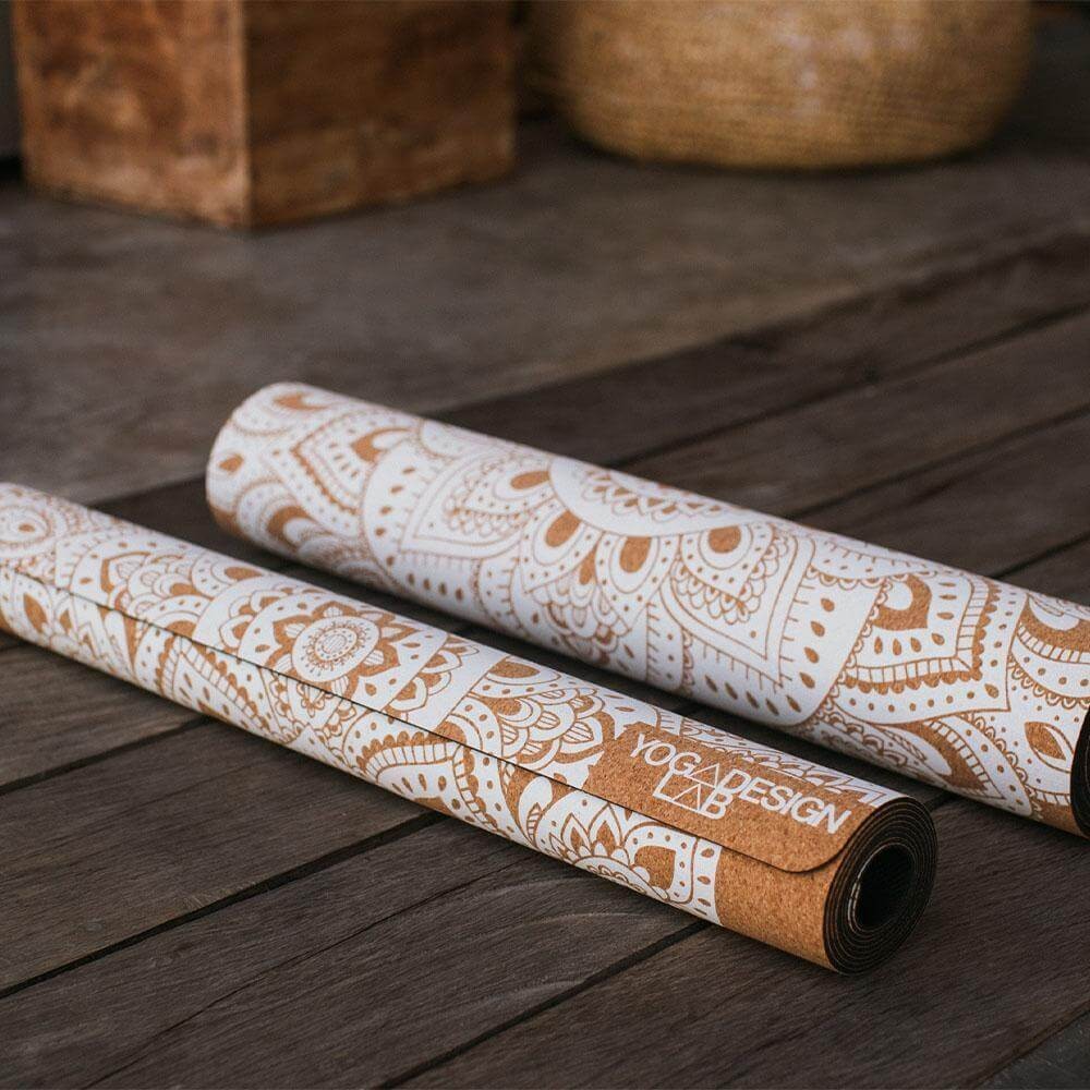Korkowa mata do jogi Yoga Design Lab 1,5mm - Mandala White