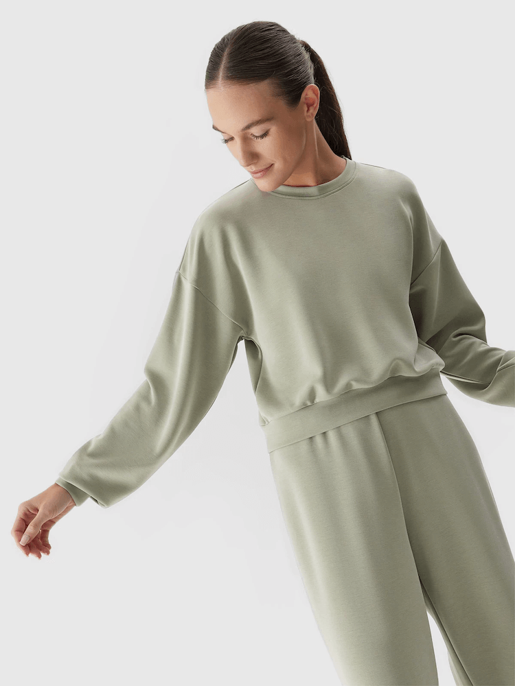 Bluza crop top 4F z modalu - oliwkowy